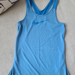 Nike tank top Size M